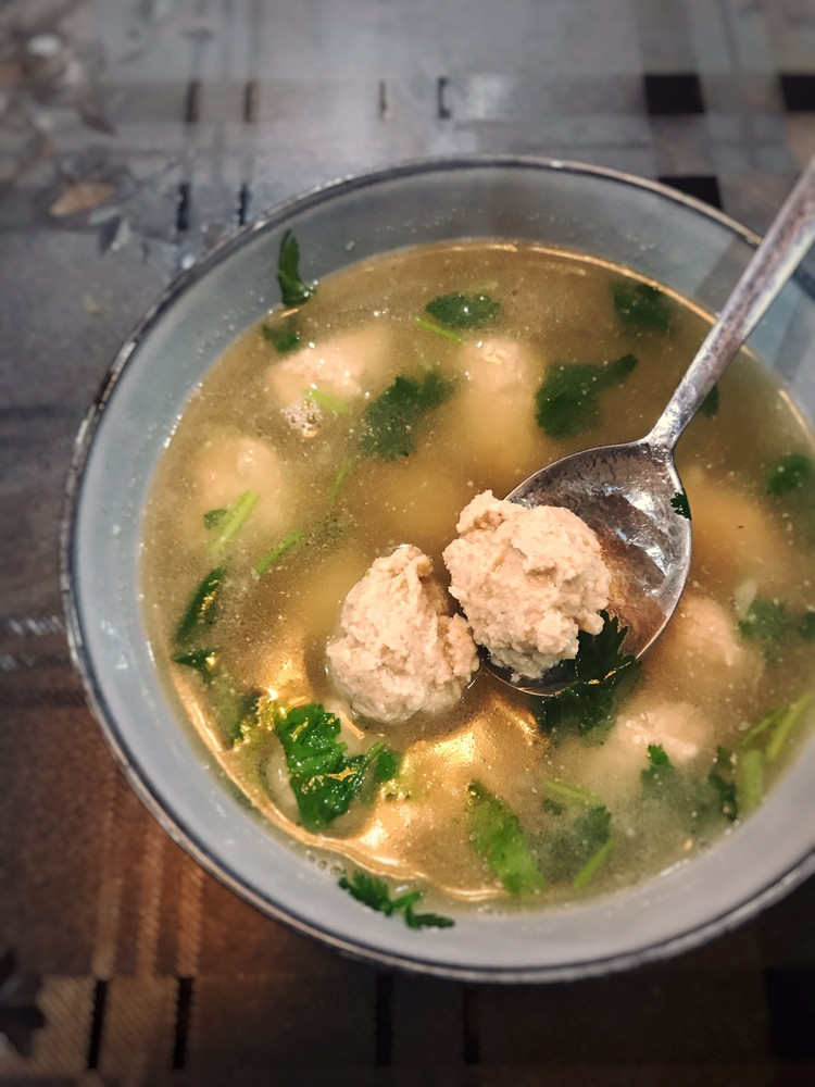 清汤鲅鱼丸子的做法