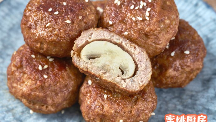 蘑菇小肉饼
