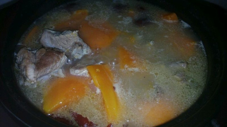 猪骨炖木瓜汤的做法