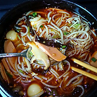 香辣砂锅米线的做法图解1