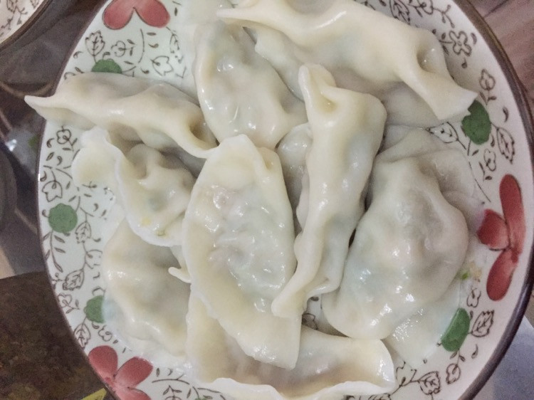 芹菜肉馅饺子的做法