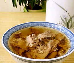 榆黄蘑瘦肉汤的做法