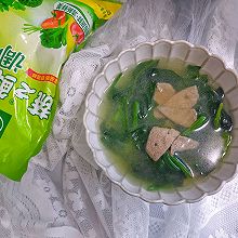 #轻食季怎么吃#菠菜猪肝汤