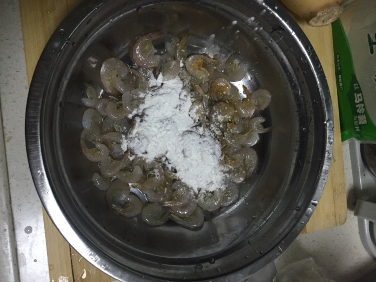 干炸河虾的做法图解5