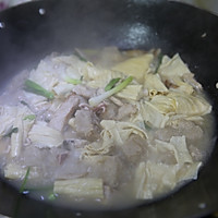 汕尾风味(腐竹海鳗煲)的做法图解11