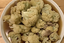 花菜炒肉片的做法