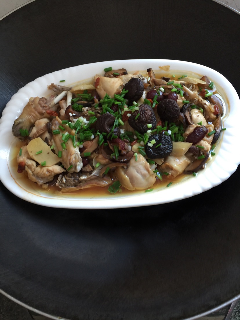 广东粤菜之红枣枸杞香菇蒸鲜鸡#方太一代蒸传#的做法图解8
