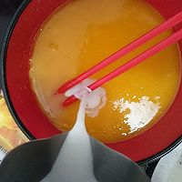 巧克力戚风蛋糕的做法图解3