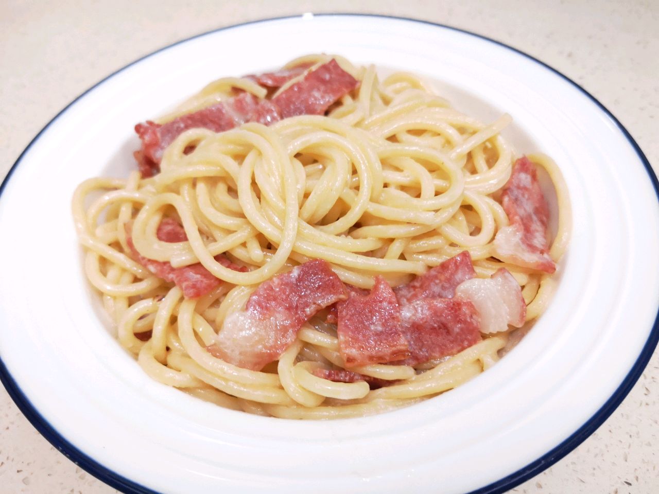 Pasta with cream Bacon