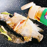 #金龙鱼橄调-橄想橄做#金龙鱼做沙司蒜片桂鱼的做法图解6