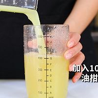 油柑津津茶的做法，【暴小兔茶饮】免费奶茶教程的做法图解10