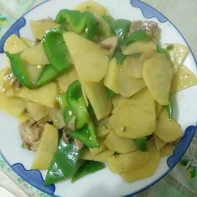 辣椒土豆片炒肉