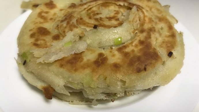 亲自下厨：葱油饼