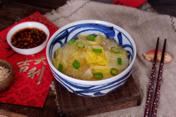 鸡汤白菜炖粉条的做法