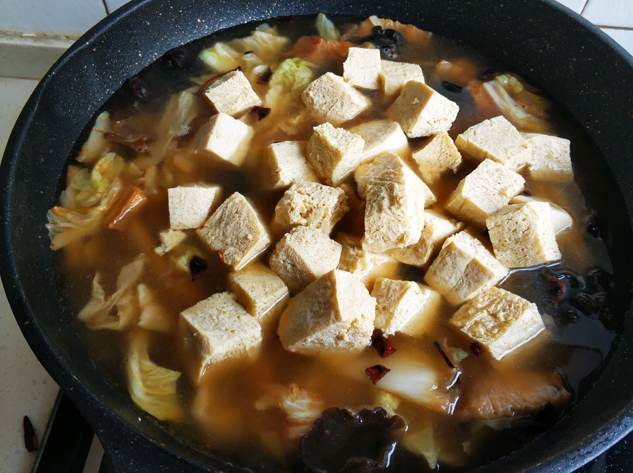 白菜炖冻豆腐怎么做_白菜炖冻豆腐的做法_豆果美食
