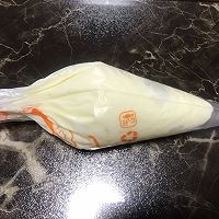 南瓜乳酪夹心面包（附面包机揉出手套膜技巧）的做法图解4