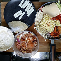 【好吃不懒做の萝卜】部队锅+韩式炸鸡的做法图解2