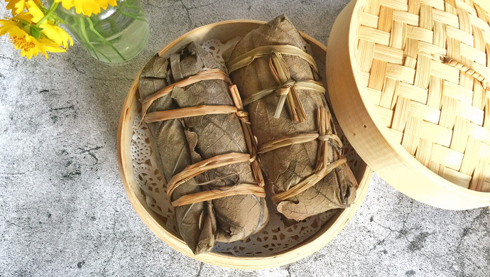 菠萝叶白米粽