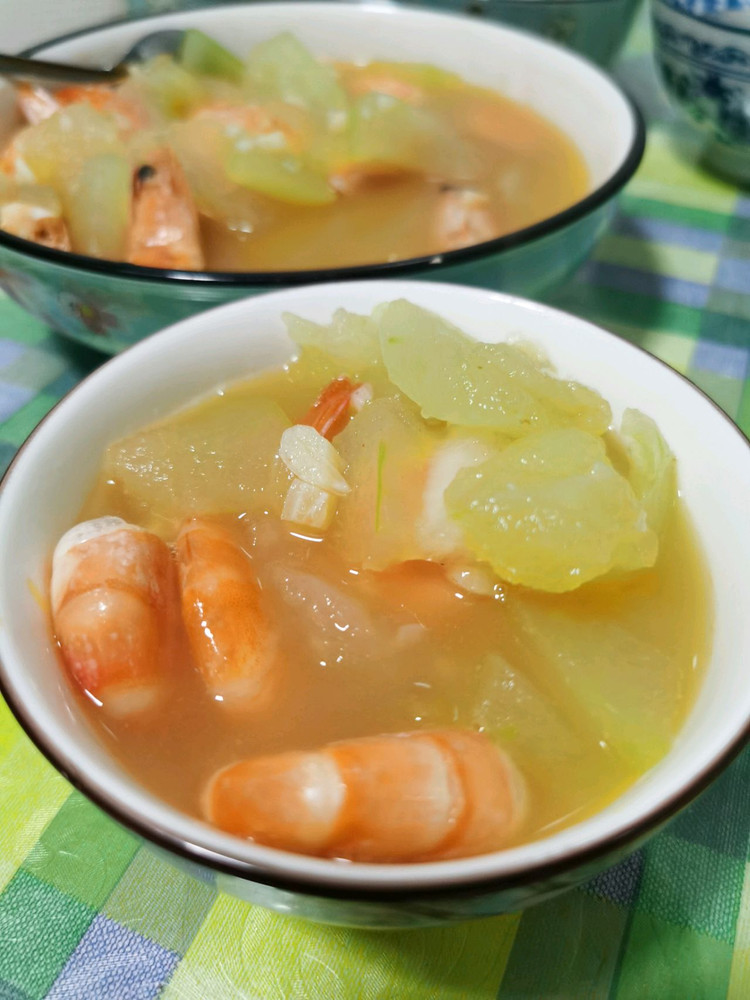 冬瓜大虾汤的做法