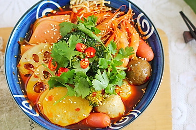 红红火火，冒菜小火锅
