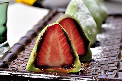 青汁草莓大福