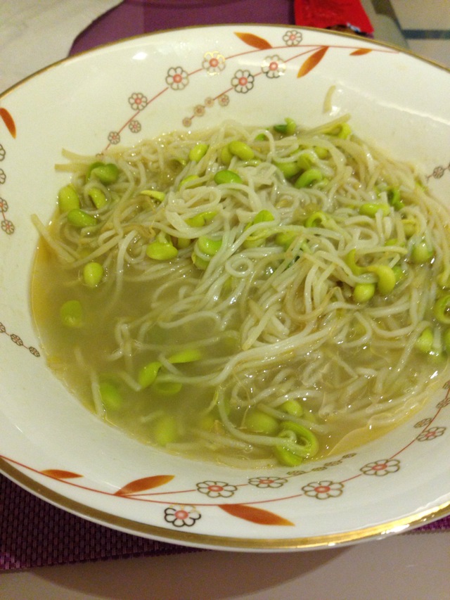 豆芽汤面条