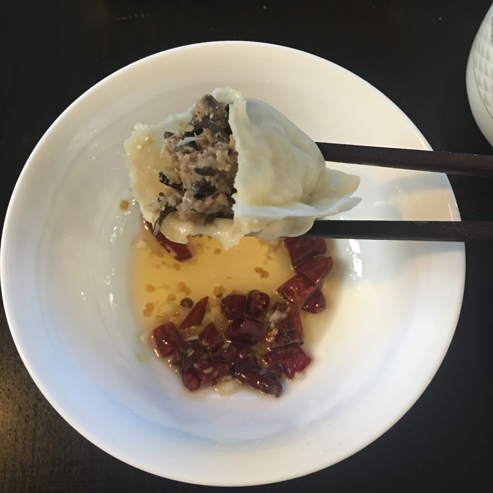 Steamed dumplings with beef, cucumber and fungus