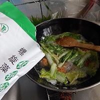 白菜豆腐丸子汤的做法图解5