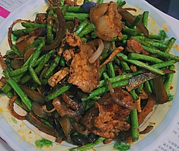 豇豆洋葱回锅肉的做法