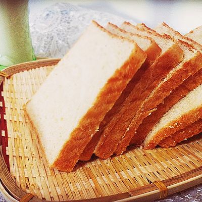 【亚麻籽吐司方包】