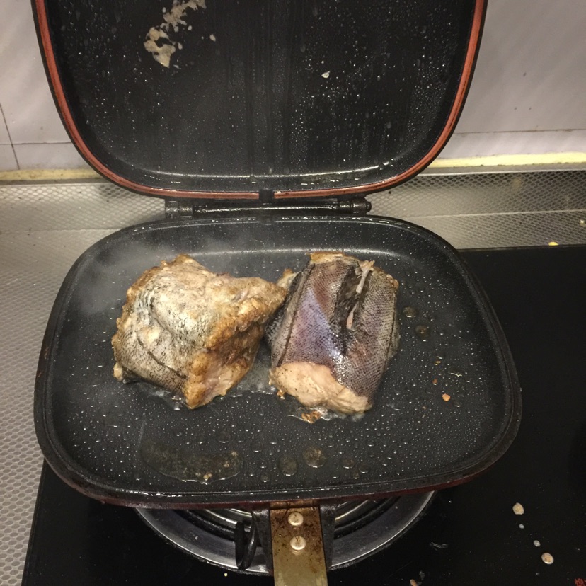 香煎鳕鱼的做法图解3