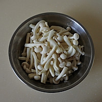 黑椒蚝油白玉菇的做法图解1