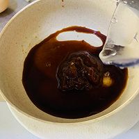 春分好菜-辣炒金银蛋的做法图解6