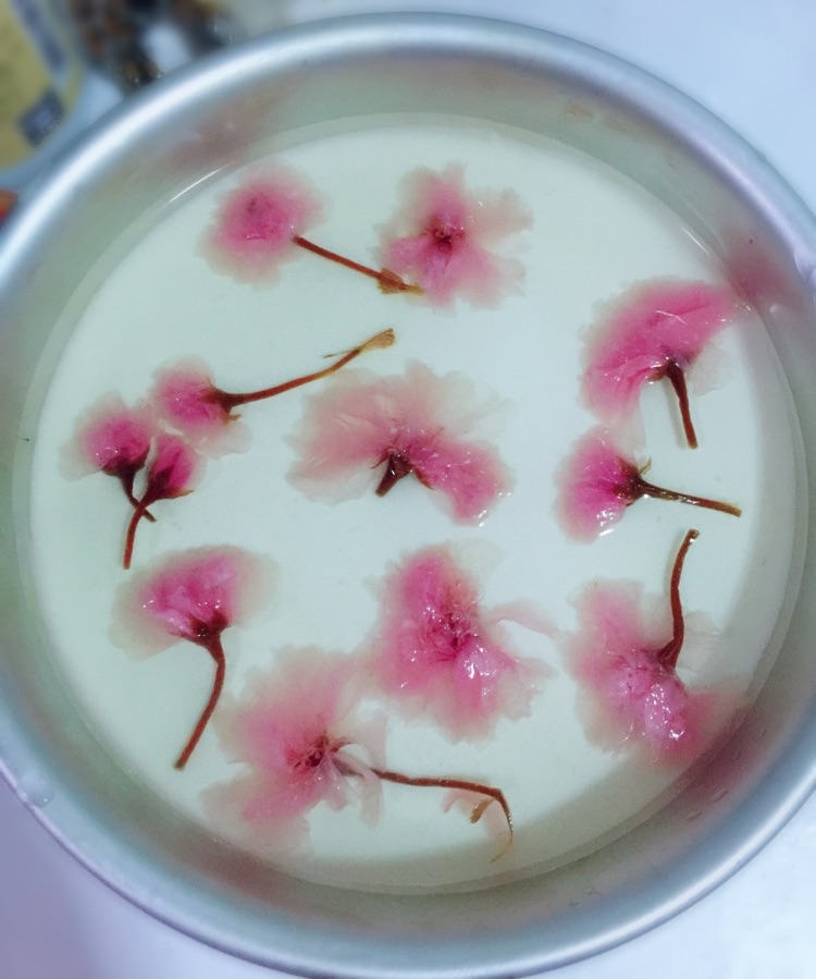 蓝莓酸奶芝士慕斯的做法图解4