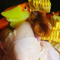 #东古滋味 幸福百味#胡萝卜炖鸡汤的做法图解7