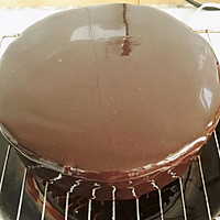 红丝绒巧克力淋面蛋糕的做法图解5