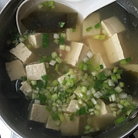 日式海带豆腐汤的做法图解5