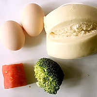 馒头鸡蛋饼的做法图解1
