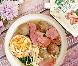 #夏日鲜味轻享健康#鸡蛋牛肉面的做法