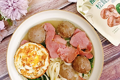 鸡蛋牛肉面
