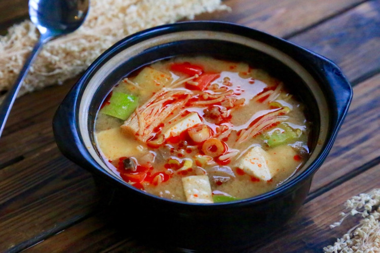 • 韩式大酱汤 •的做法