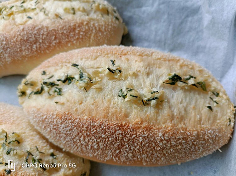 美食美刻之蒜香黄油面包的做法