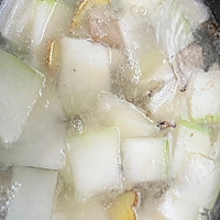 夏天常喝的快手冬瓜排骨汤的做法图解6