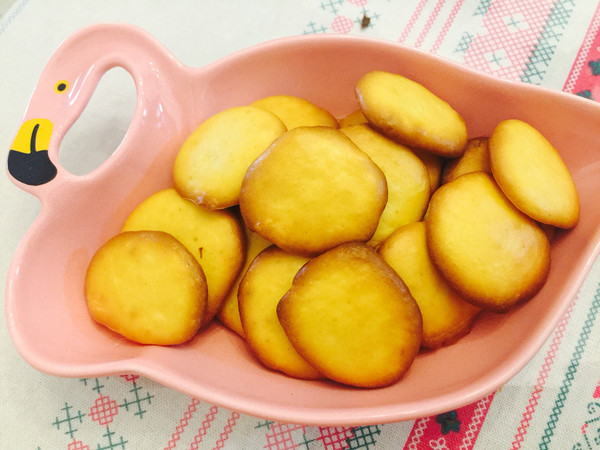 儿童零食小蛋黄饼