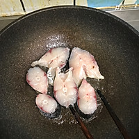 青菜豆腐鱼汤的做法图解3