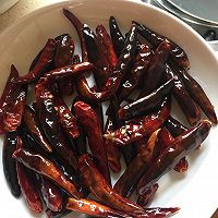 小姨妈芝麻辣椒油的做法图解3