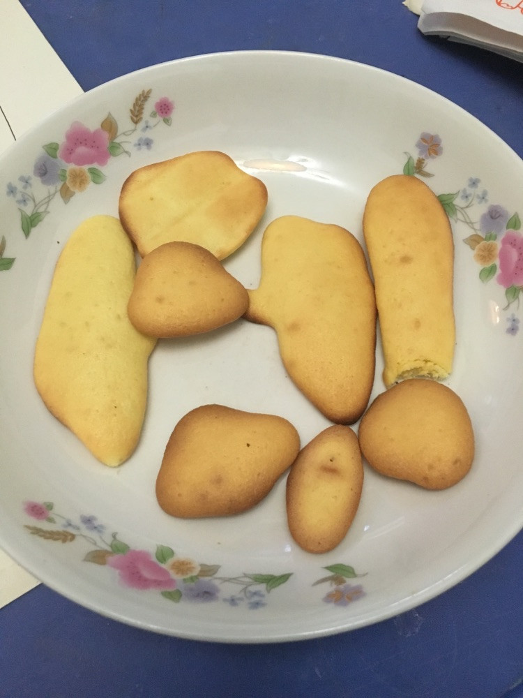 蛋黄饼干的做法