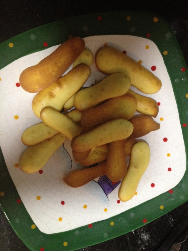 Children's finger biscuit