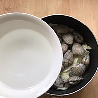 蛤蜊卷心菜的做法图解4