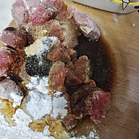 #做出牛肉的分寸感#蒜子彩椒牛肉粒的做法图解3